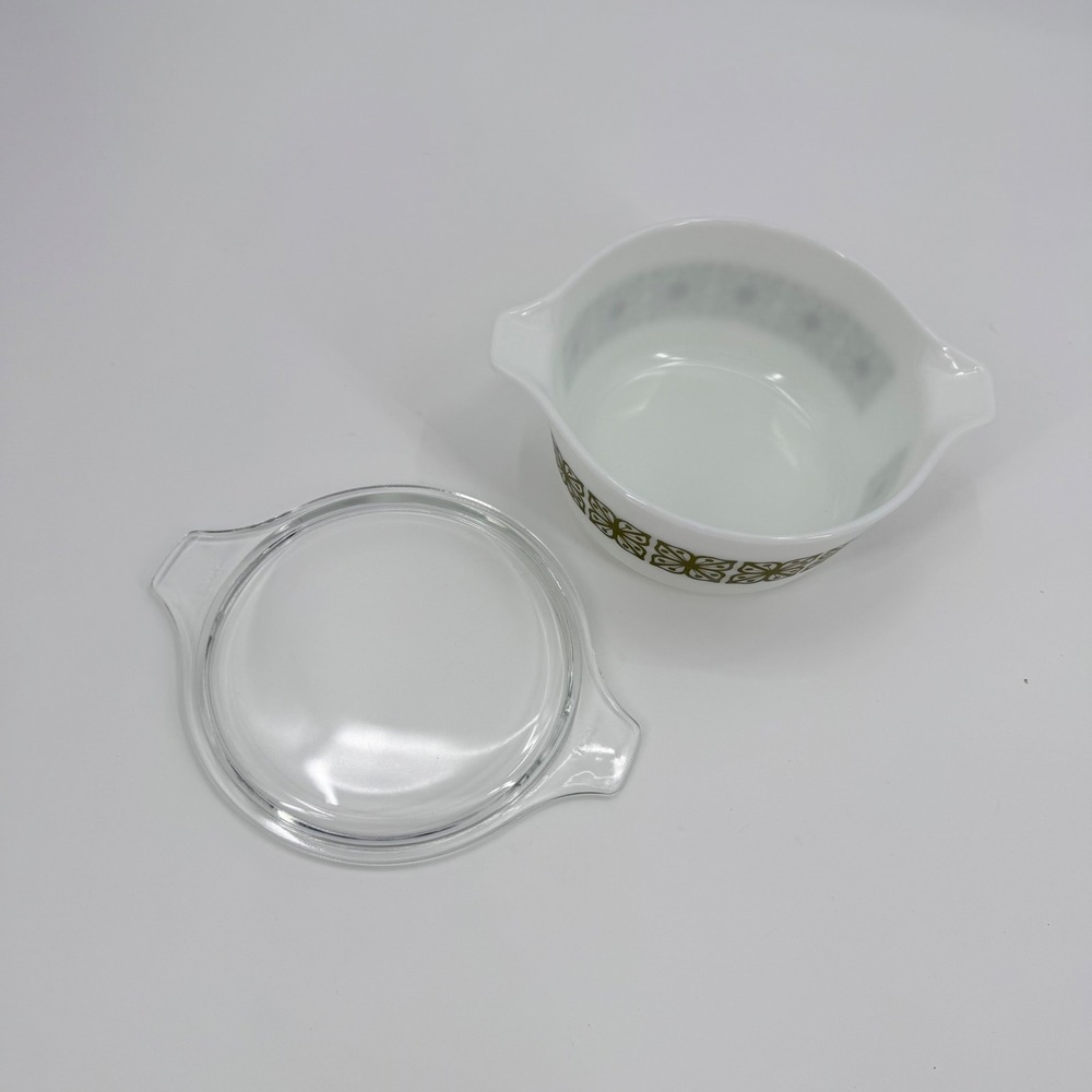Vintage Pyrex 474-B Verde Green Square Flowers 1.5Q‎ Casserole Dish + Lid - Picture 11 of 11